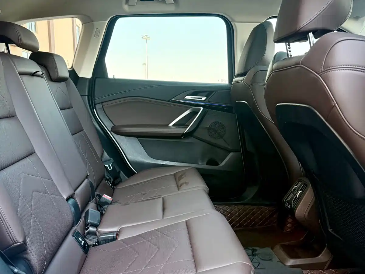 BMW X1 2023 sDrive20Li X Design Package фото 12