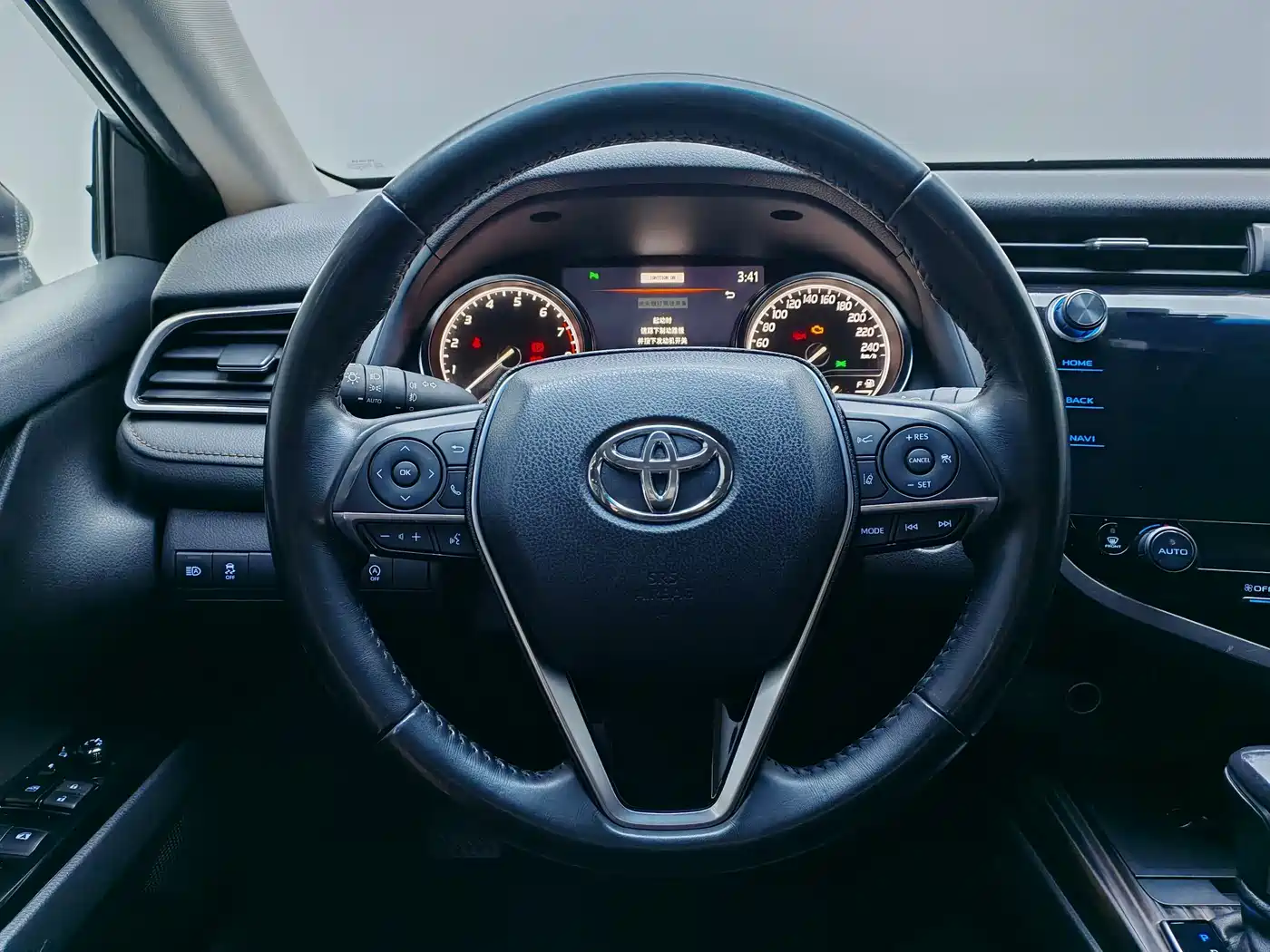 Toyota Camry 2019 2.0G Luxury Edition China VI фото 7