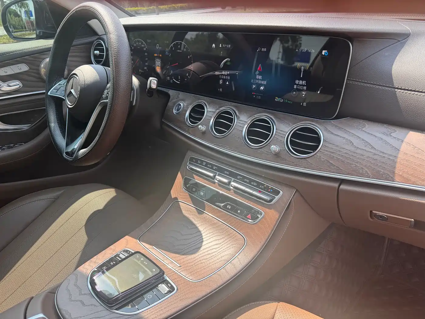 Mercedes-Benz E-Class 2021 E 300 L Fashion фото 21
