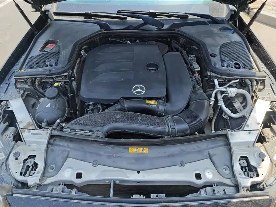 Mercedes-Benz E-Class 2022 E 260 L Sport фото 10