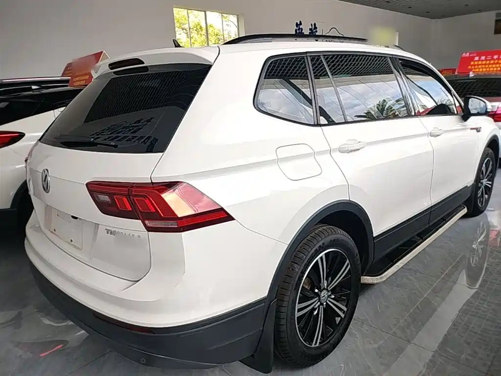 Volkswagen Tiguan L 2020 330TSI Auto 2WD Trend China VI фото 7