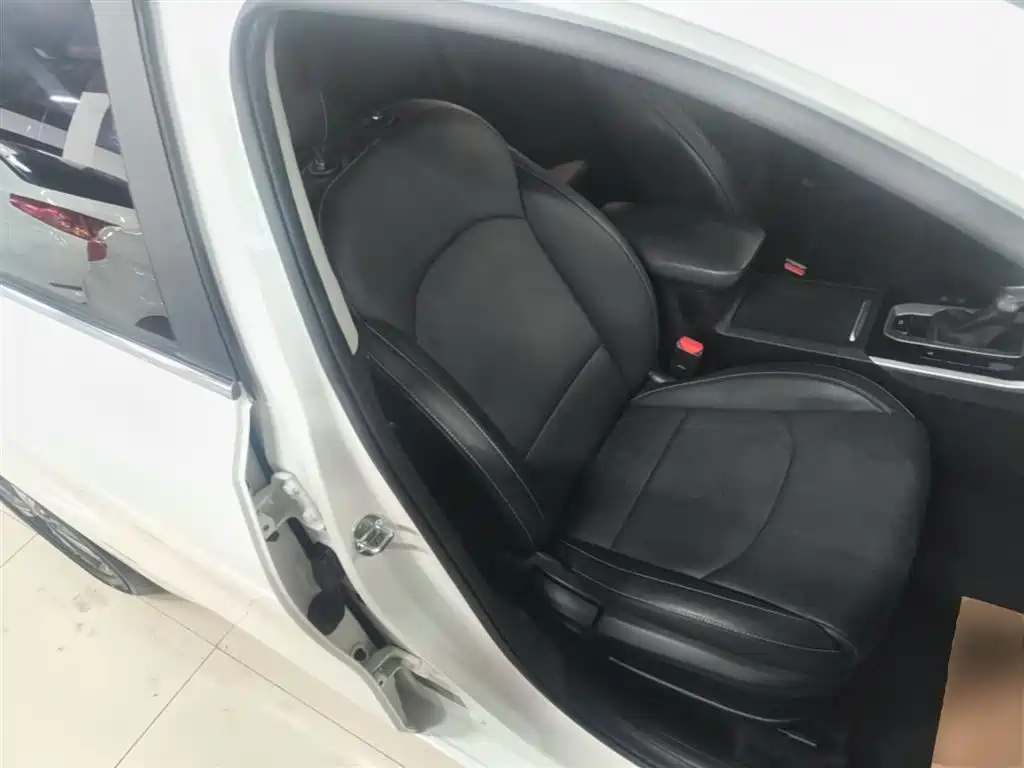 Kia K3 2019 1.5L CVT Smart Connect Edition фото 25