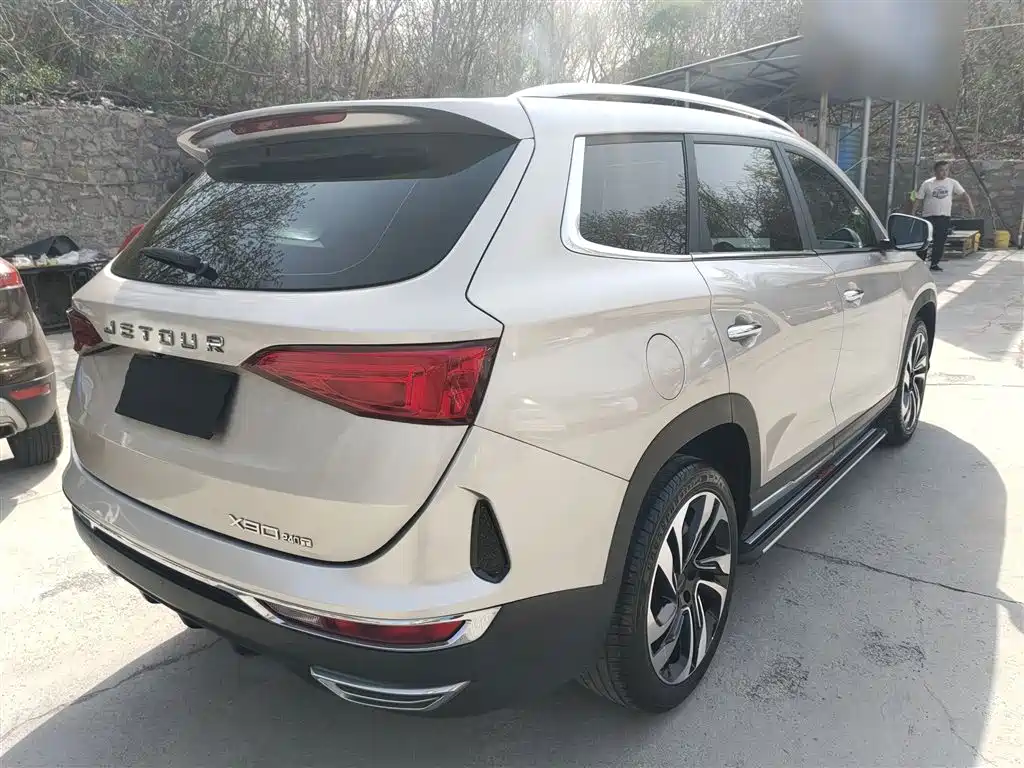 Jetour X90 2019 2019 1.5T Auto Smart 6-seater China V