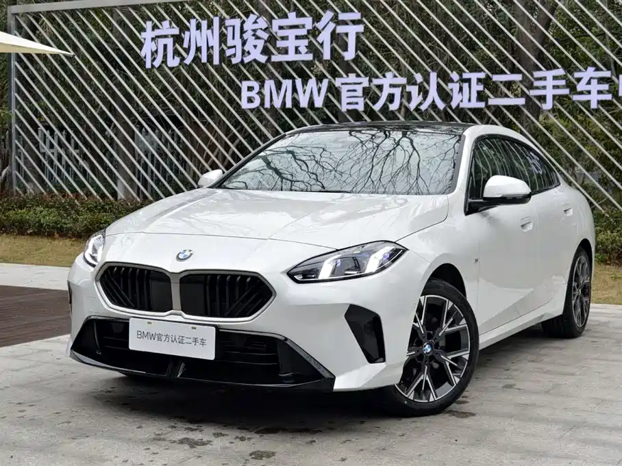 BMW 2 Series 2025 225L M Sport Package фото 2