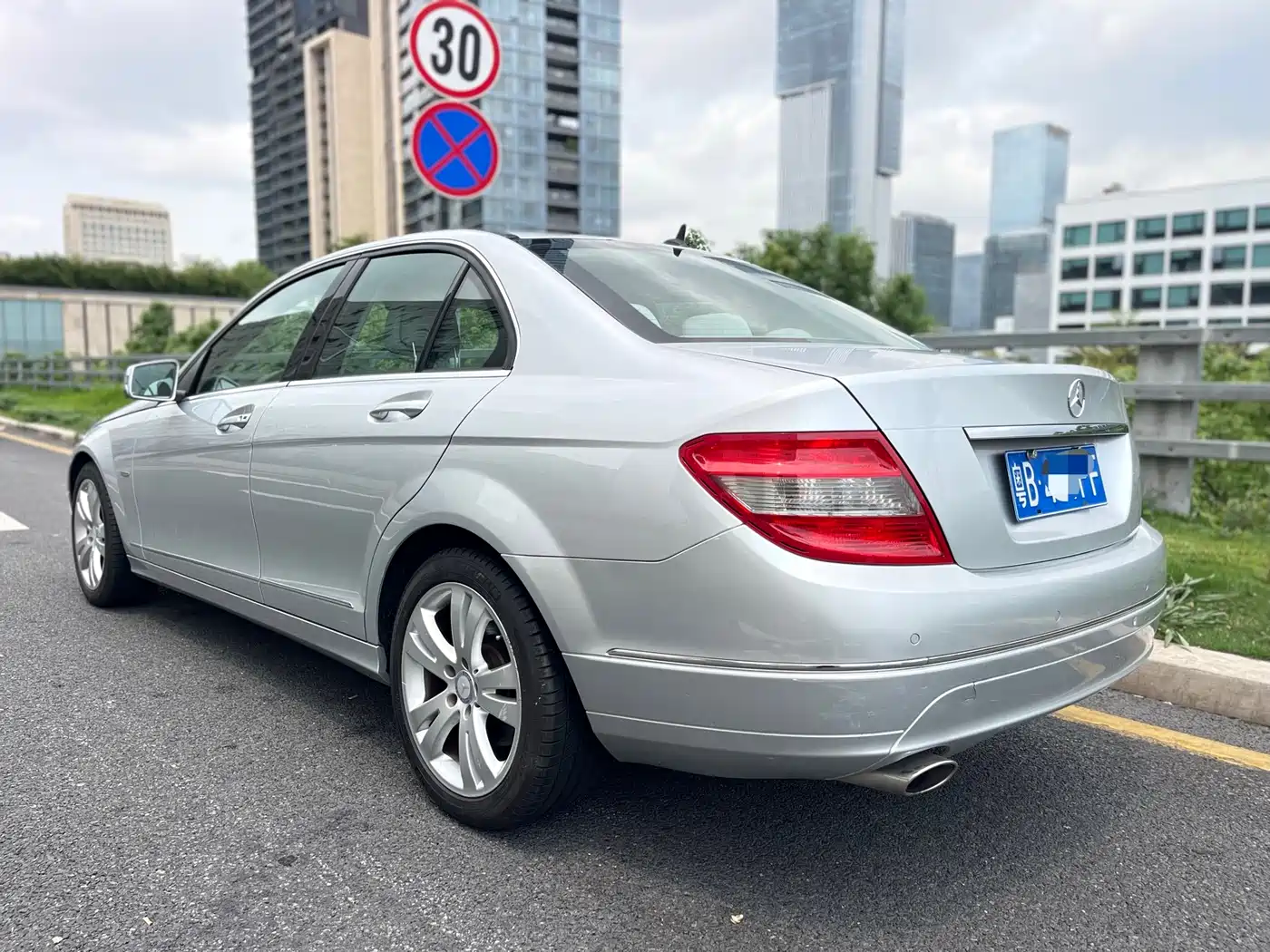 Mercedes-Benz C-Class 2010 C 200K Fashion фото 6