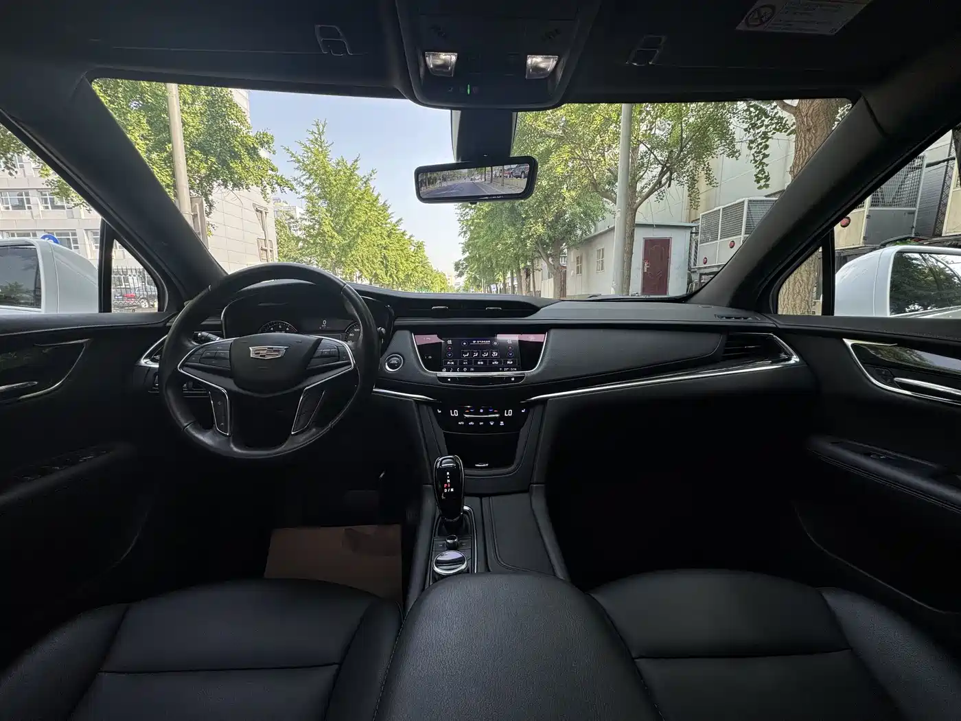 Cadillac XT5 2022 2.0T 2WD Luxury фото 25