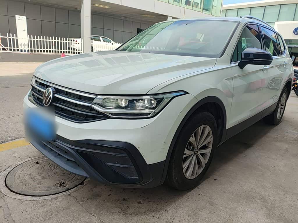 Volkswagen Tiguan L
