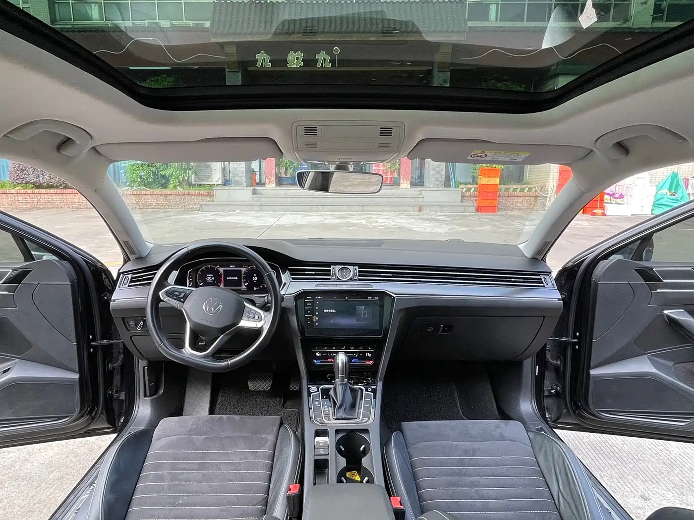 Volkswagen Magotan 2020 330TSI DSG Premium фото 11