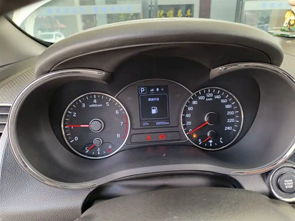 Kia K3 2016 1.6L Automatic GLS фото 12
