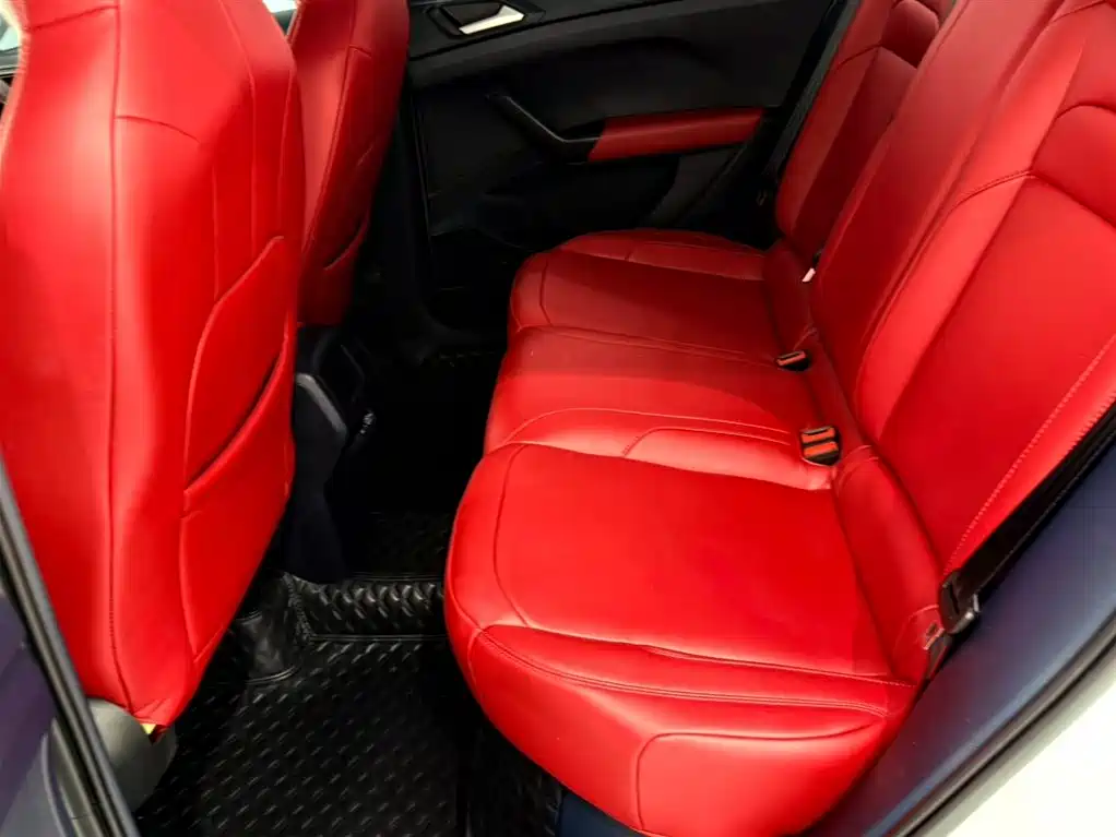 Volkswagen Tharu 2025 Model Rising Star 1.5L Advance Edition фото 13