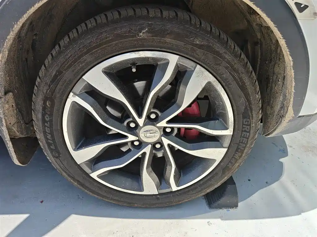 BAIC Changhe Q35 2017 2016 1.5L Automatic Smart Edition