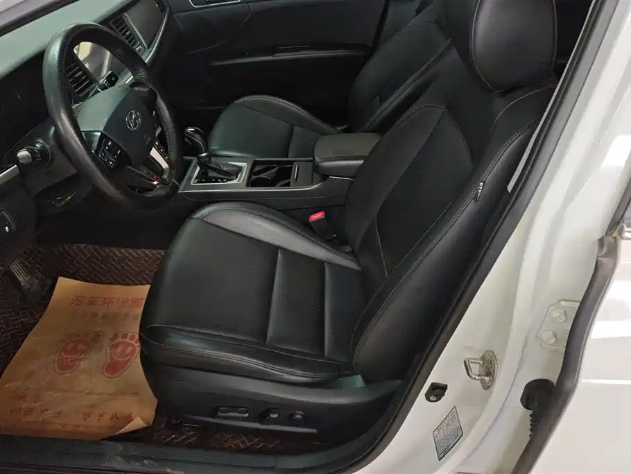 Hyundai Mistra 2019 1.8L Automatic DLX Premium China VI фото 9
