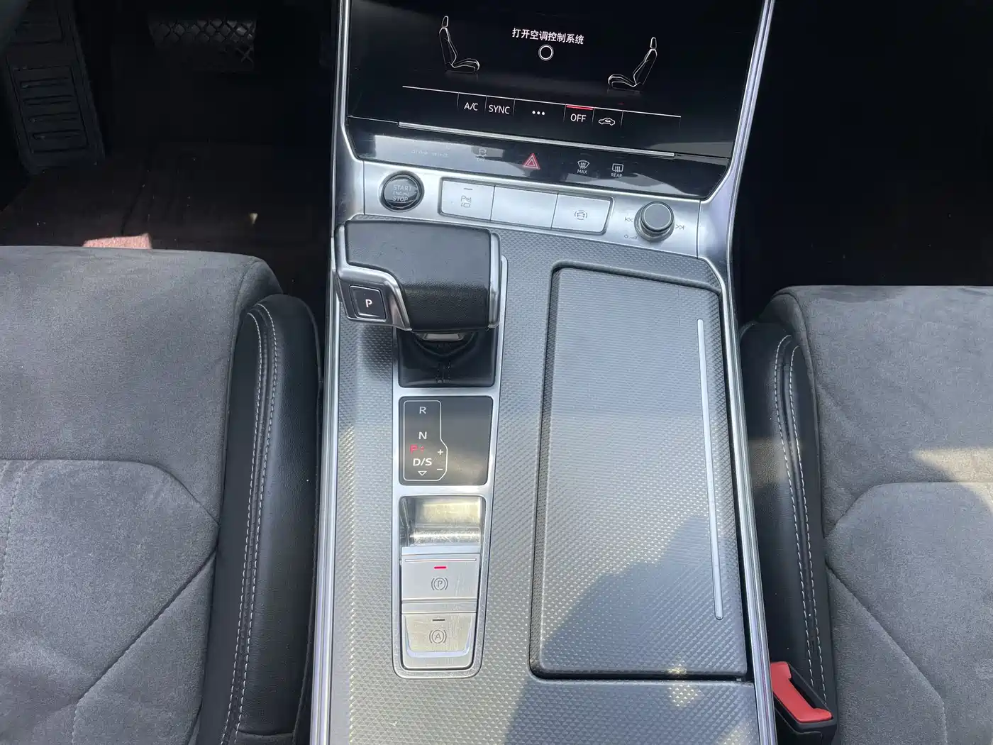 Audi A6L 2023 45 TFSI Premium Selection Dynamic фото 15