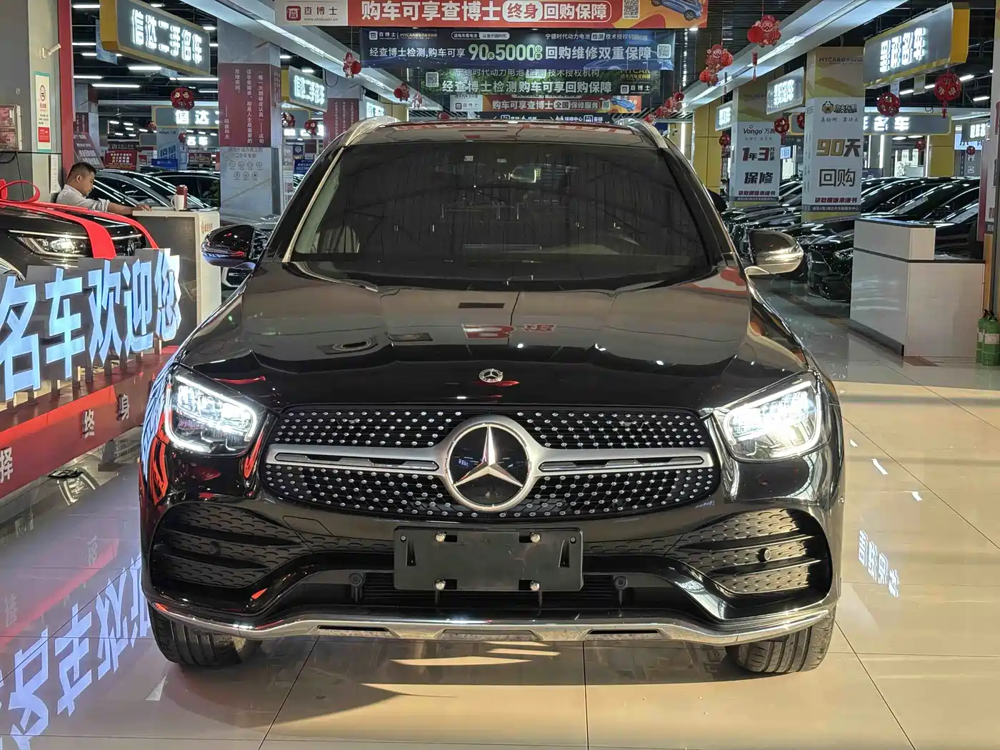 Mercedes-Benz GLC 2022 Facelift GLC 260 L 4MATIC Luxury Model фото 2
