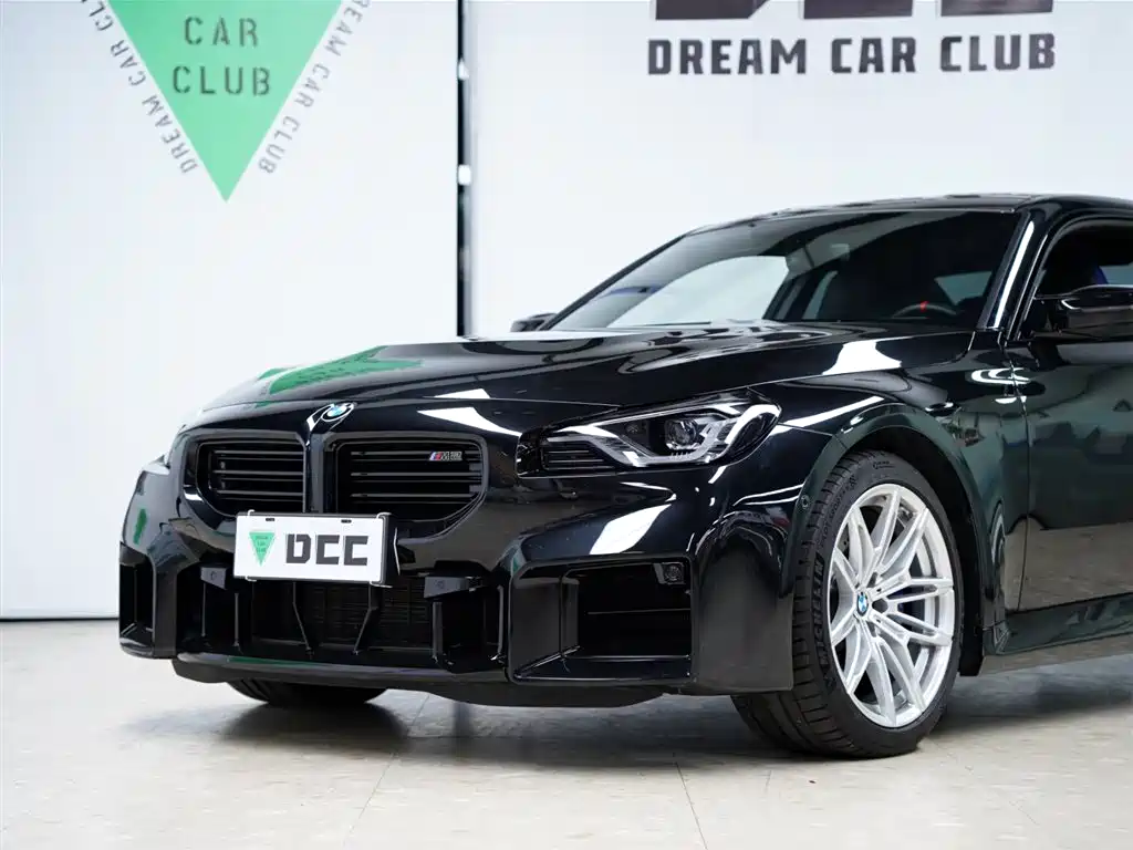 BMW M2 2024 M2 фото 21