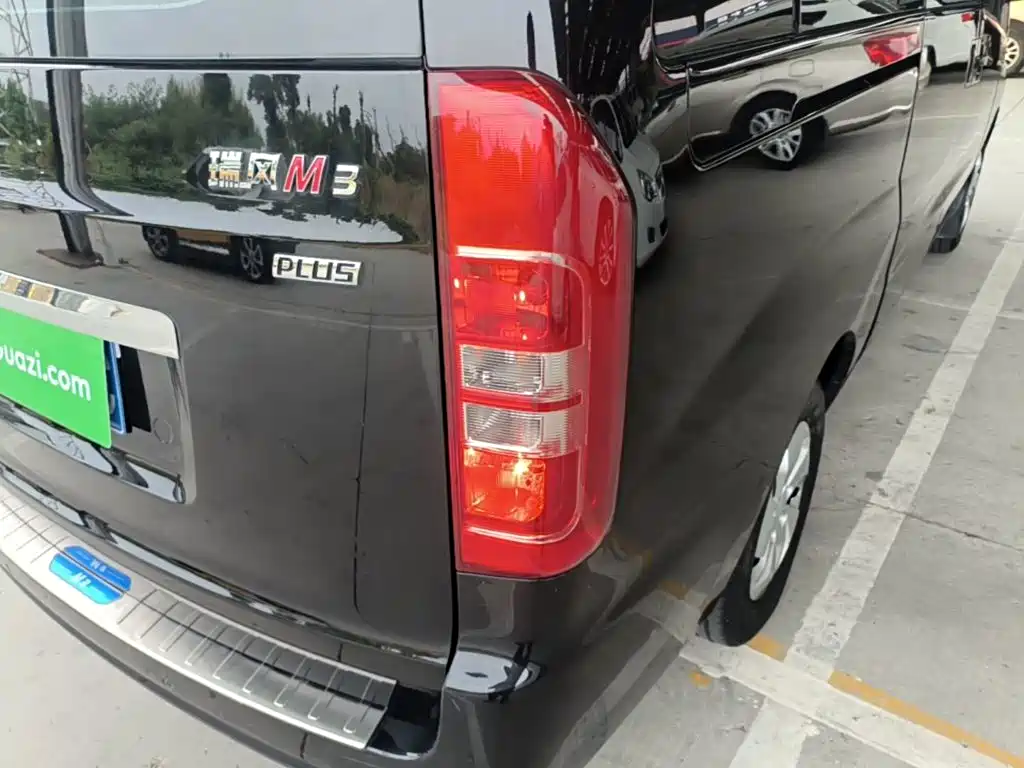 JAC Refine M3 2024 2024 PLUS 2.0L HEV Smart Connect Edition