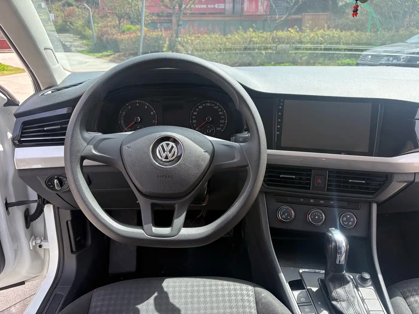 Volkswagen Bora 2020 1.5L Automatic Fashion фото 12