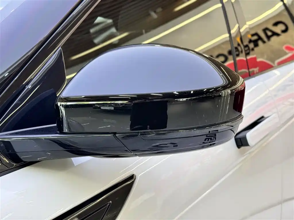 Land Rover Range Rover Evoque 2020 Model 249PS R-DYNAMIC S Gloss Black Sport Edition фото 28