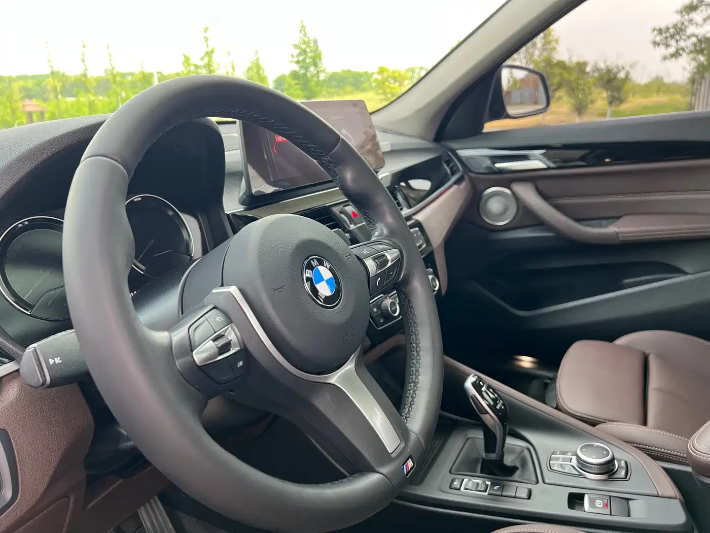 BMW X1 2022 sDrive25Li Leading фото 9
