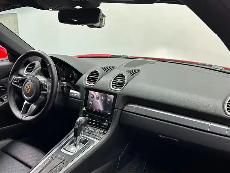 Porsche 718 2016 Cayman 2.0T фото 12
