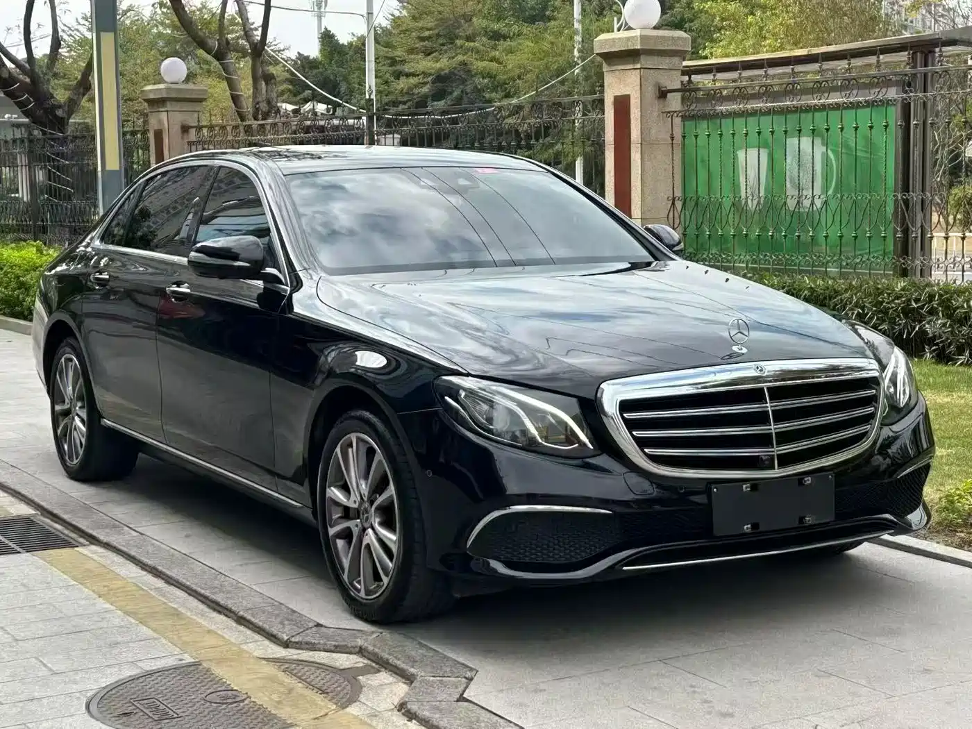 Mercedes-Benz E-Class 2019 Facelift E 300 L Fashion фото 3