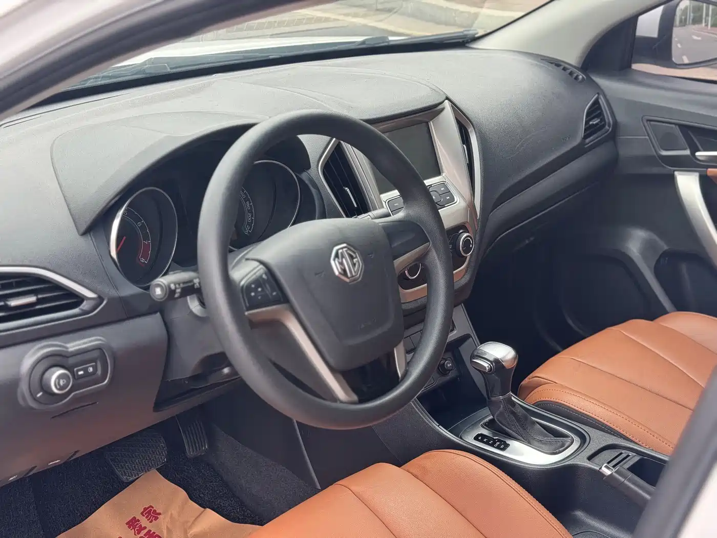 MG GT 2018 2016 Model 1.5L Automatic Premium Luxury Edition