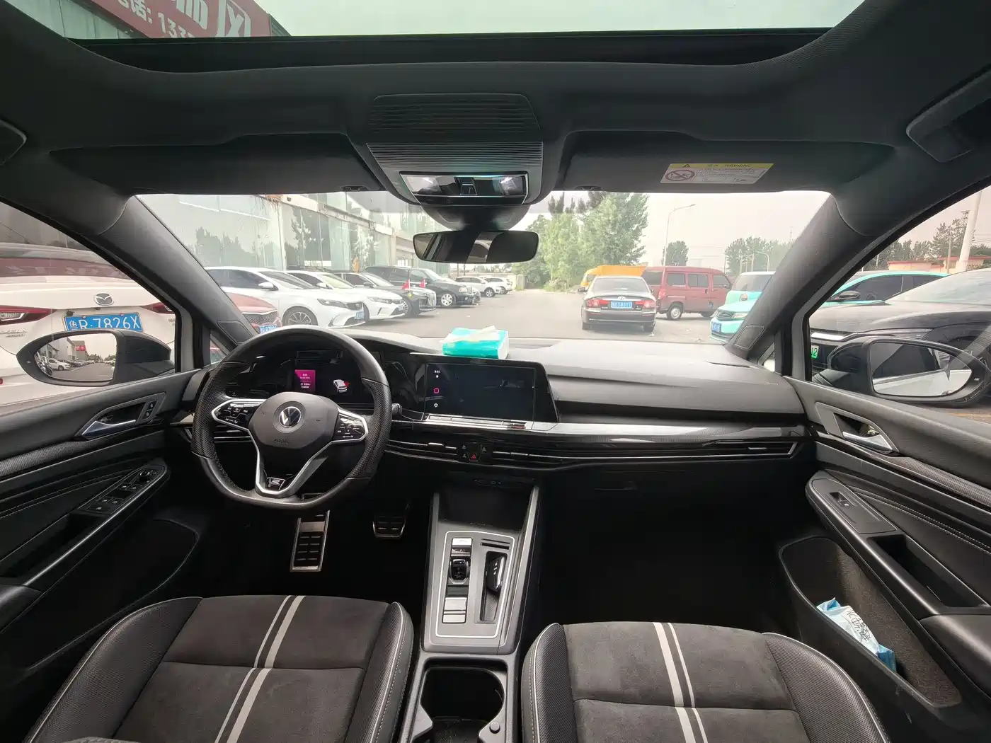 Volkswagen Golf 2021 280TSI DSG R-Line фото 9