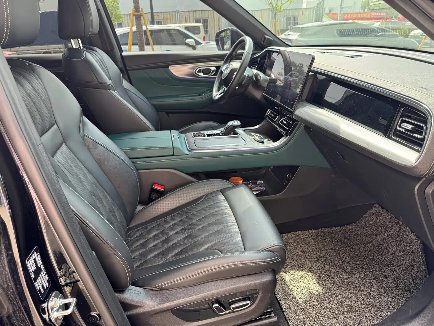 GAC Trumpchi Trumpchi GS8 2022 Pilot Series 2.0TGDI 2WD Luxury Smart Connect Edition (7-Seater) фото 8