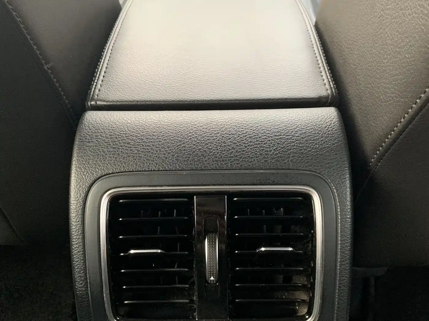 Volkswagen Magotan 2015 Facelift 1.8TSI Luxury фото 17