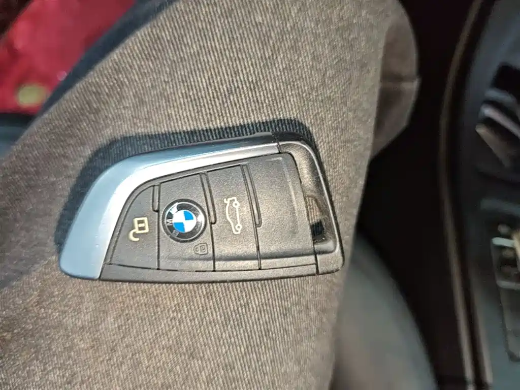BMW X1 2016 sDrive18Li Fashion Model фото 15