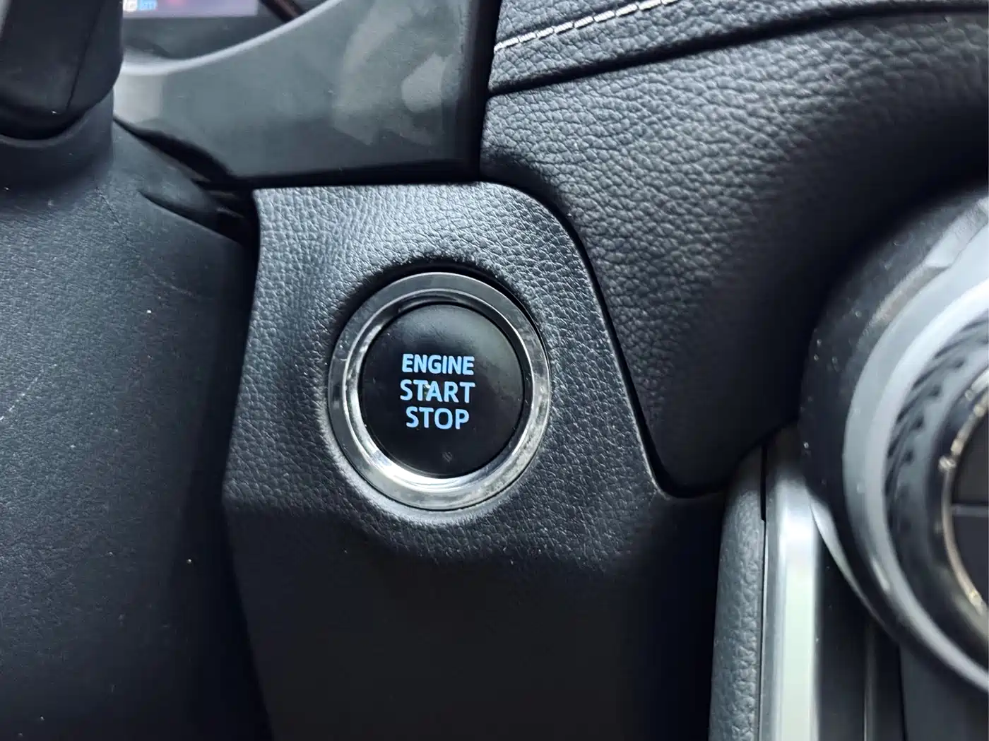 Toyota RAV4 Rongfang 2022 2.0L CVT 2WD Trend Plus Edition фото 21
