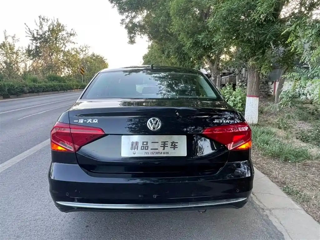 Volkswagen Jetta 2019 Dream Edition 1.4L Manual Comfort фото 7