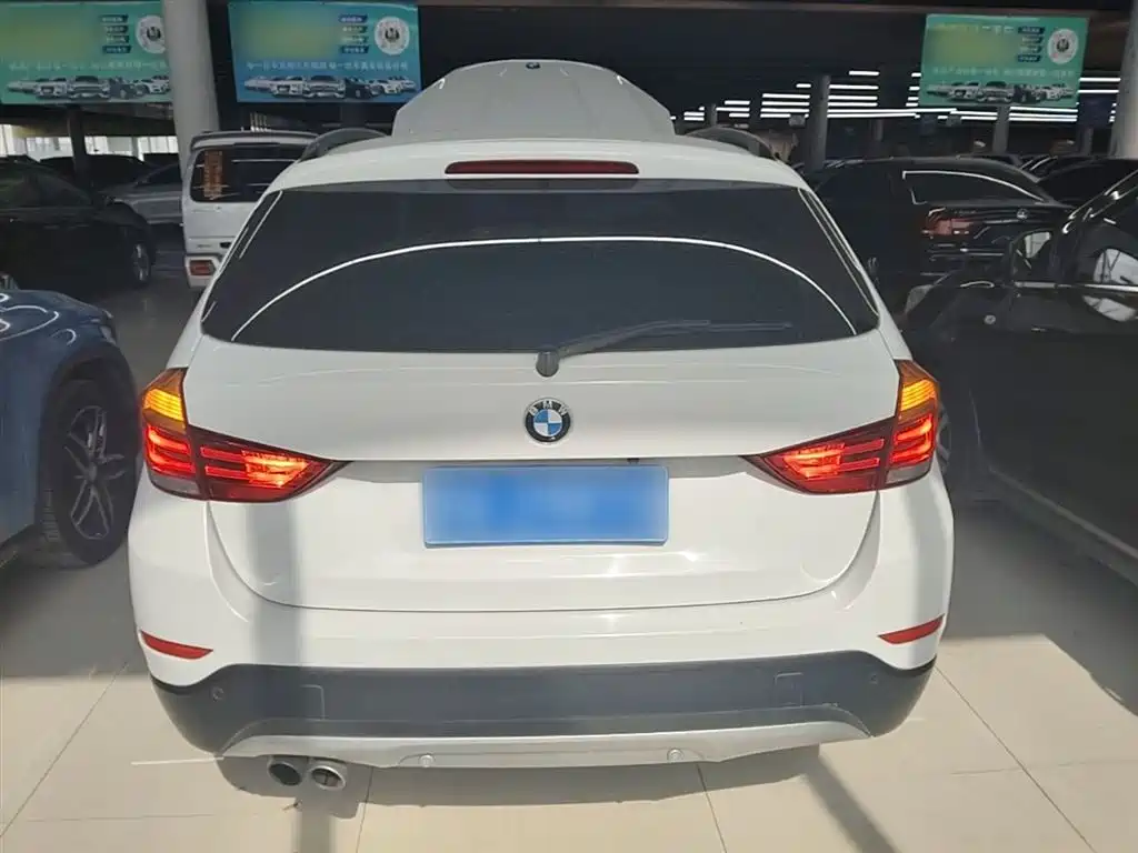 BMW X1 2014 sDrive18i Fashion Edition фото 6