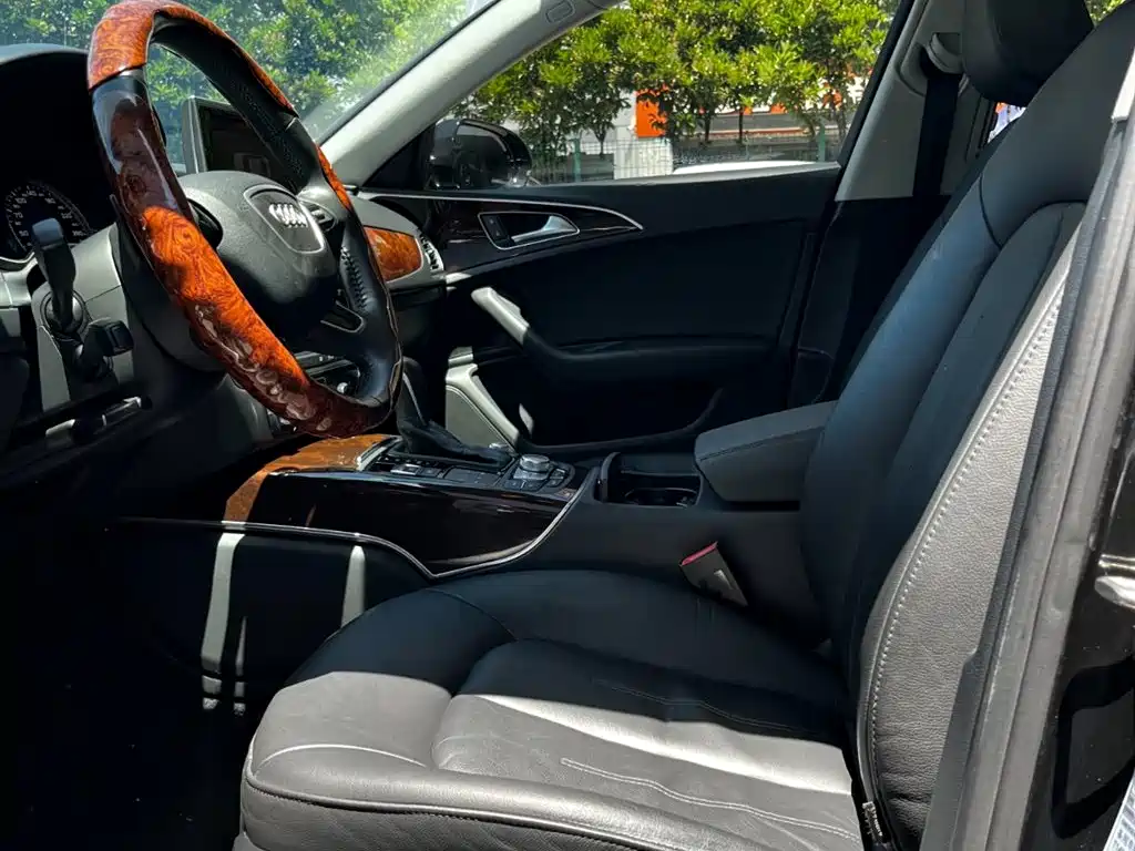 Audi A6L 2016 30 FSI Comfort фото 14