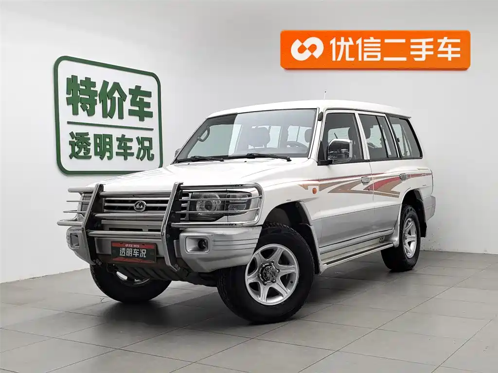 Leopaard Black King Kong 2013 2.2L Manual 4WD Standard Type
