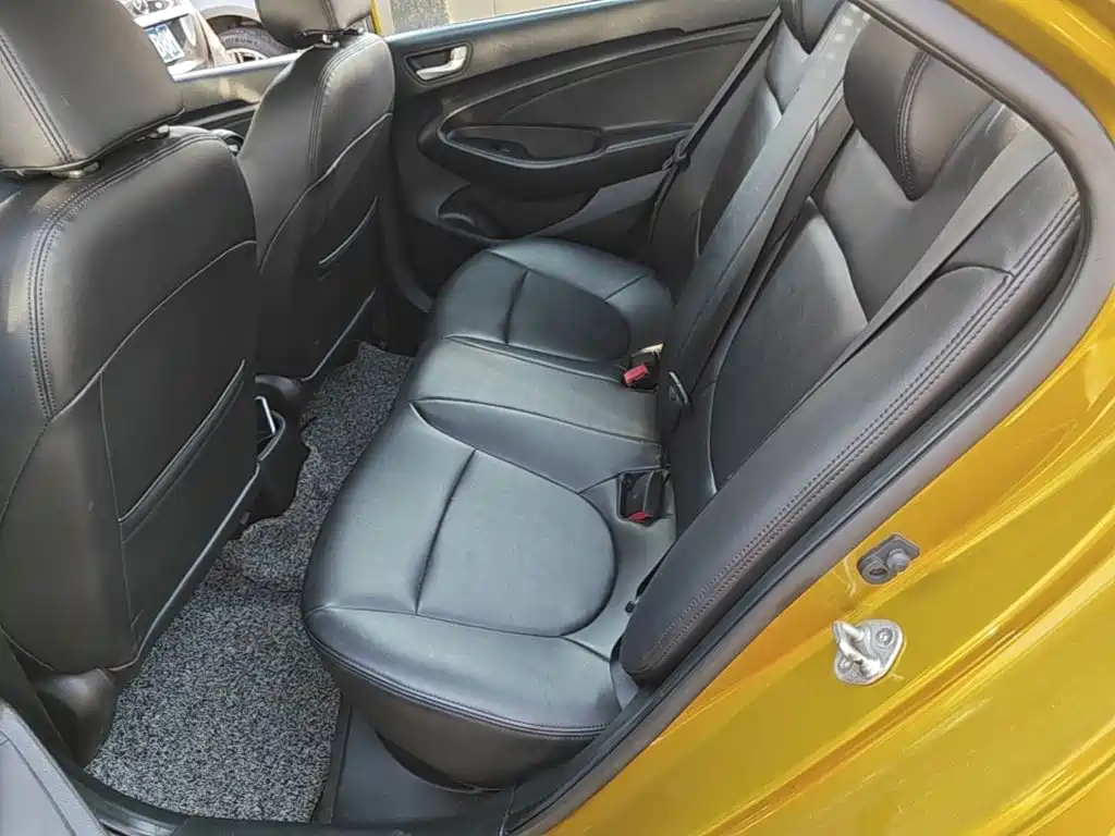 Photo 17 - Hyundai Verna