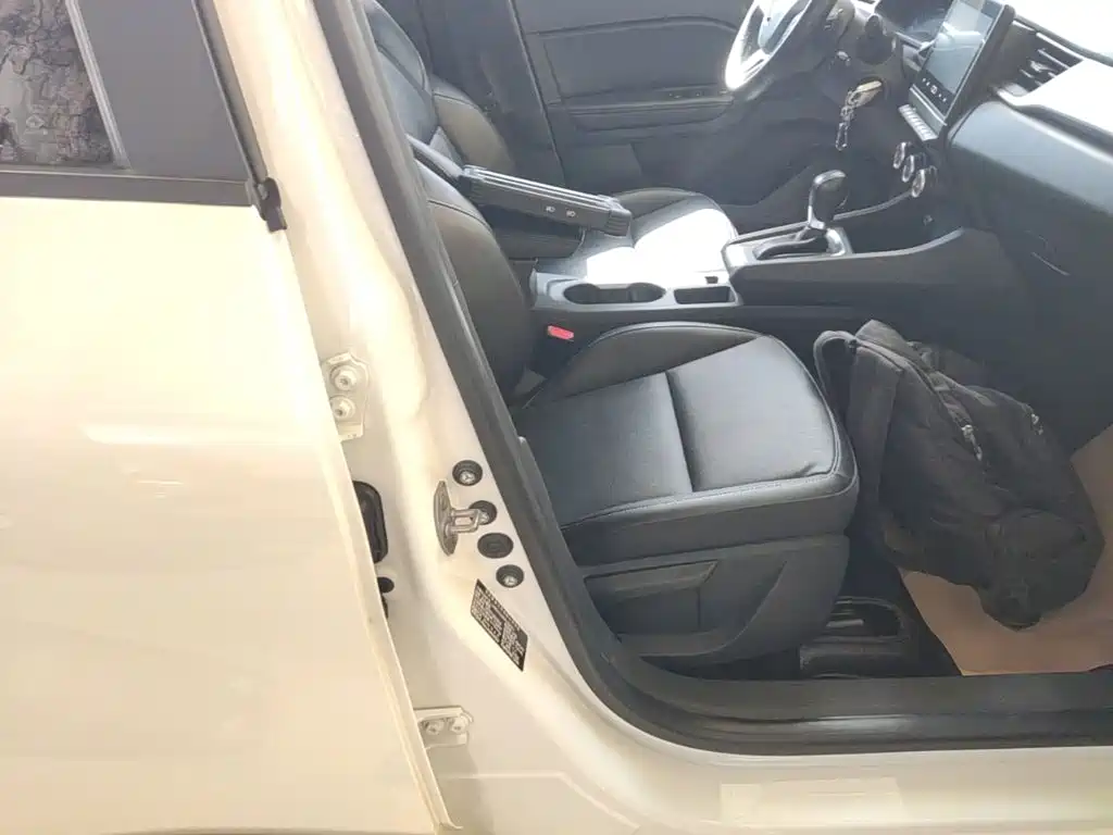 Renault Captur 2020 2019 Model TCe270 Auto Power Style