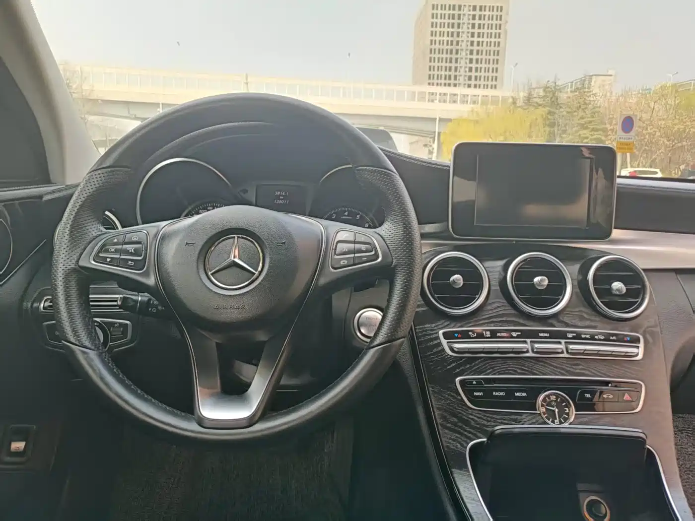 Mercedes-Benz C-Class 2015 C 180 L Sport фото 10