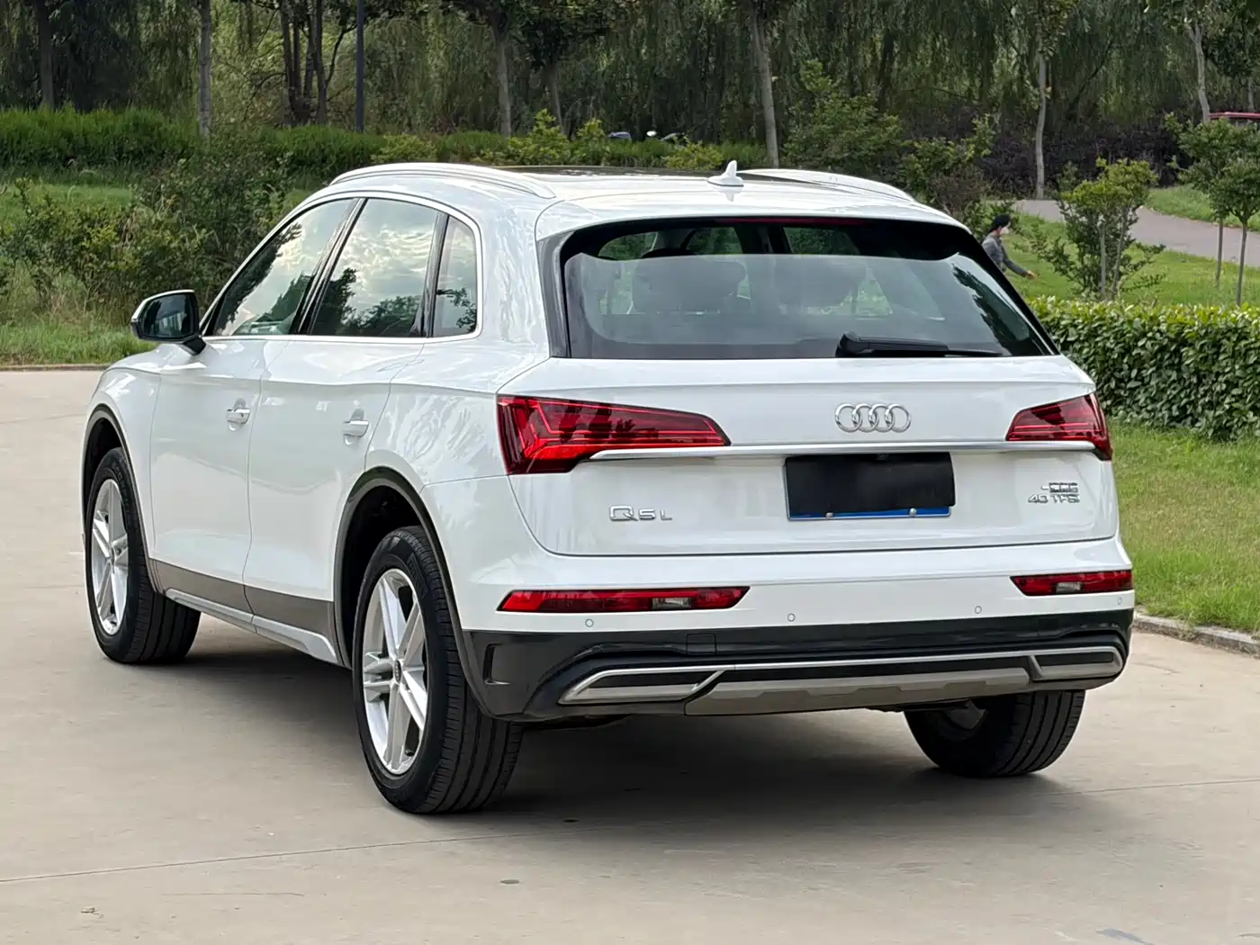 Audi Q5L 2022 40T Fashion Elegance фото 17