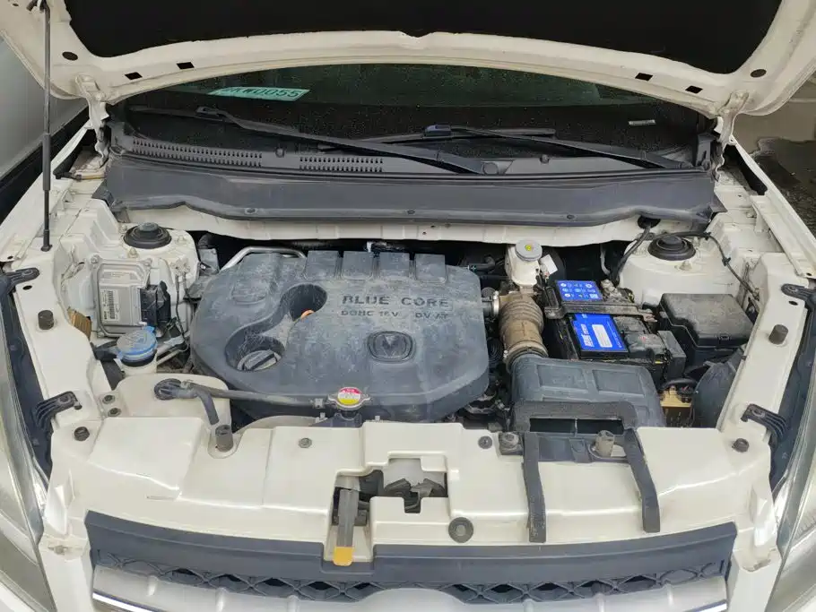 Changan CS35 2014 2014 1.6L Automatic Luxury Type China V