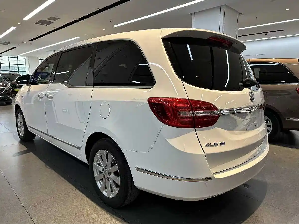 Buick GL8 2017 25S Premium Model China V фото 3