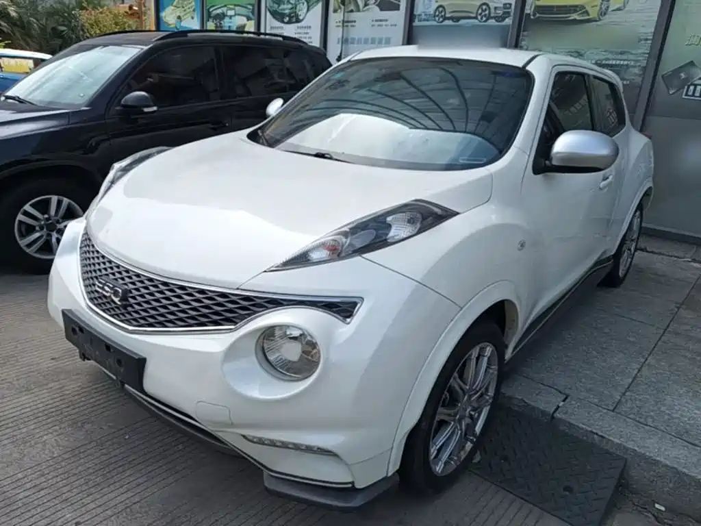 صورة 2 - Infiniti ESQ