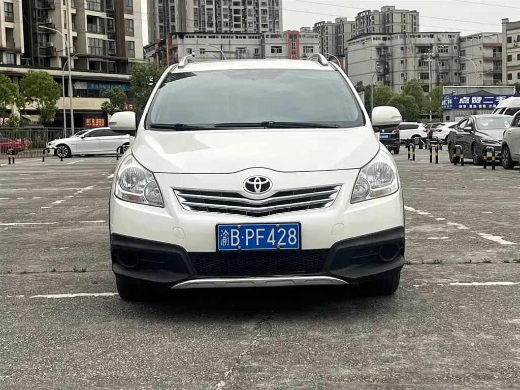 Toyota E'Z 2015 180E CVT Crossover Edition фото 3