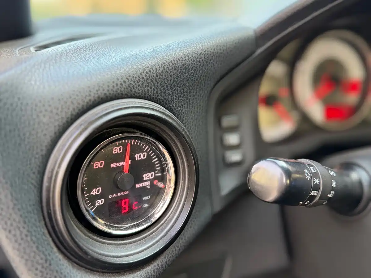 Subaru BRZ 2015 2.0i Manual фото 20