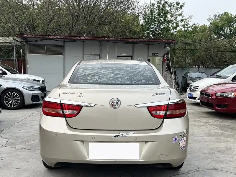 Buick Excelle 2013 Model GT 1.6L Manual Progressive фото 10