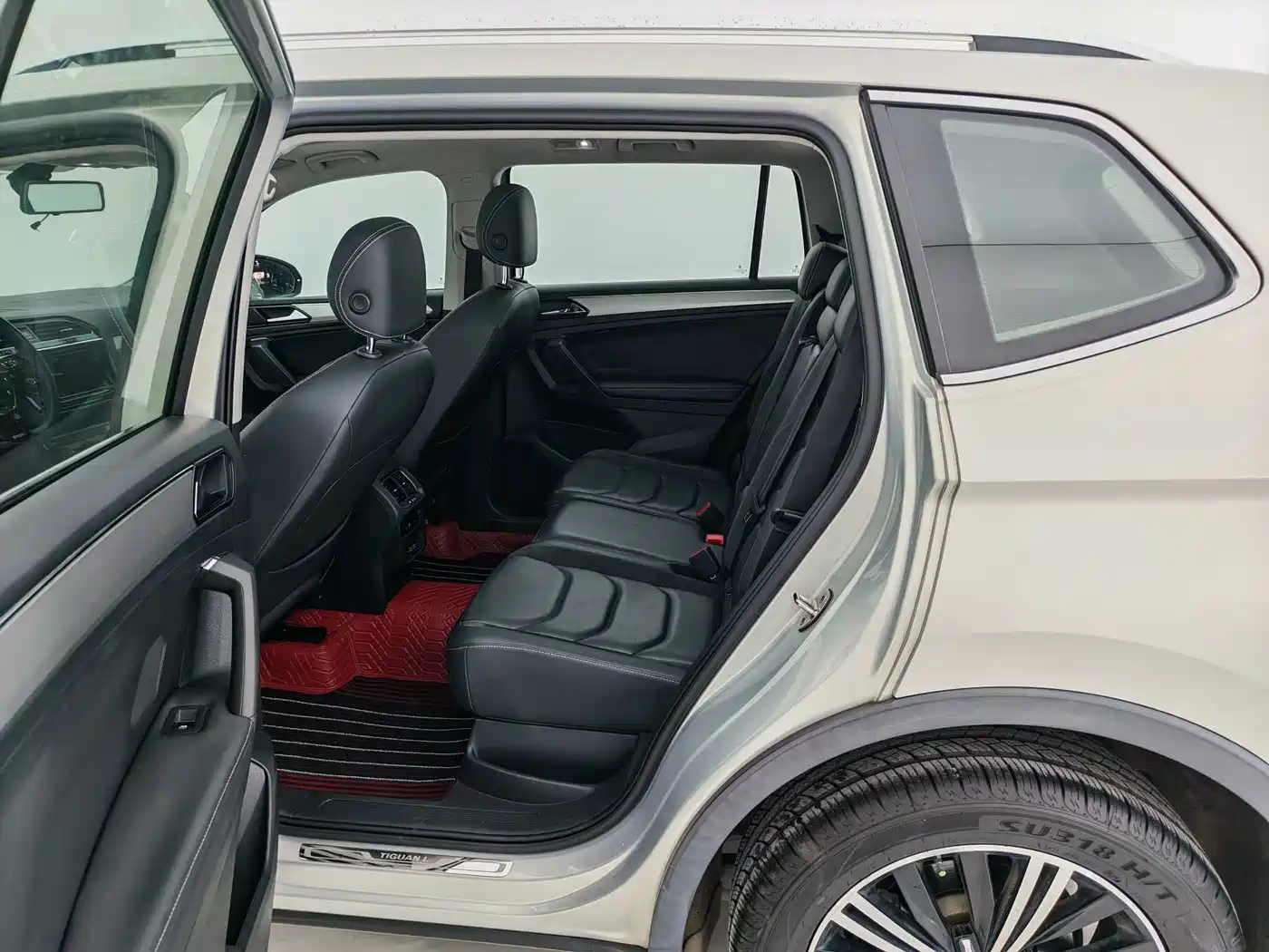 Volkswagen Tiguan L 2019 330TSI Automatic 2WD Panorama Comfort Edition China VI фото 41