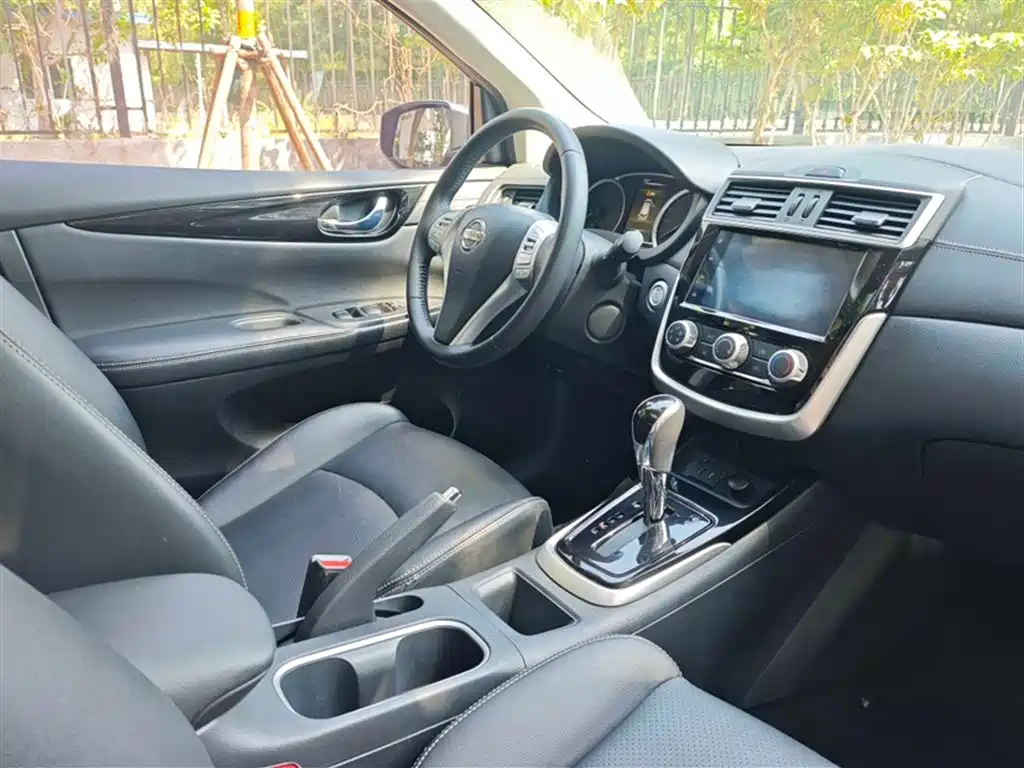 Nissan Tiida, миниатюра 17