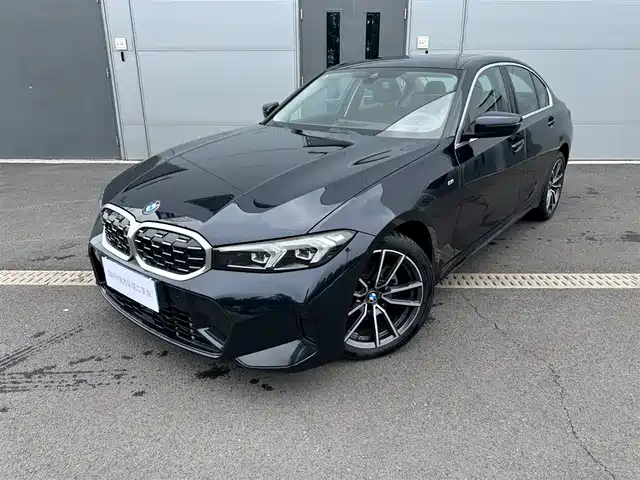 BMW 3 Series 2025