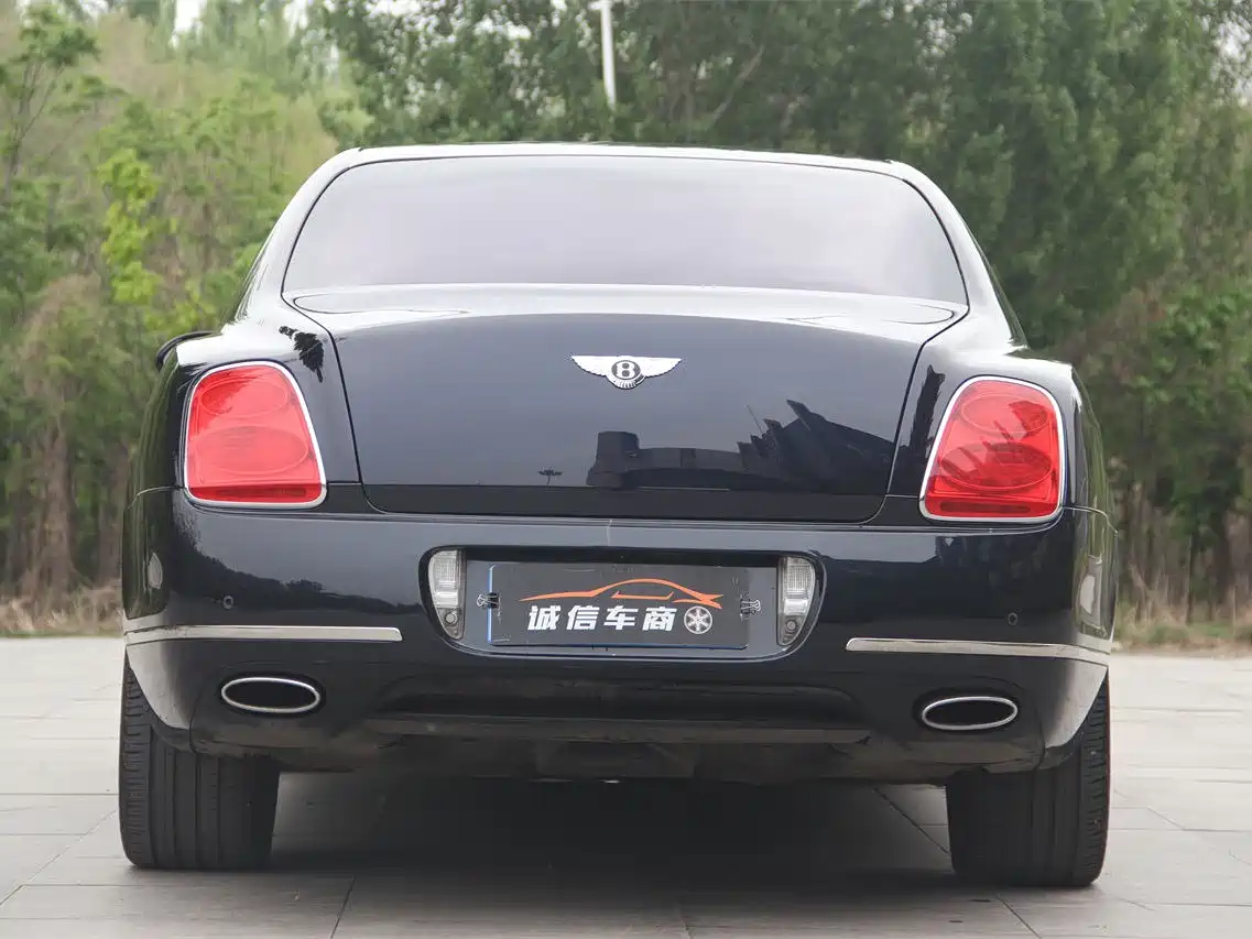 Bentley Flying Spur 2011 2010 6.0T 4-seater Version