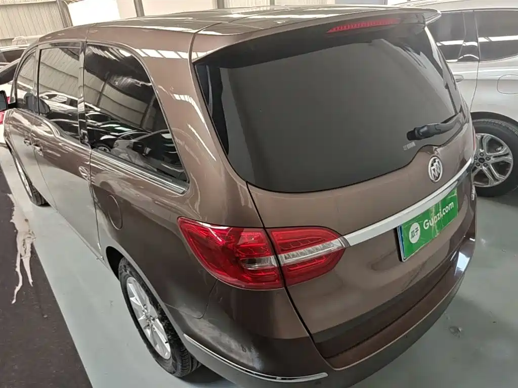 Buick GL8 2018 28T Premium Model China VI фото 5